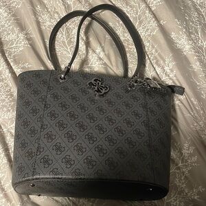 Brand new guess bag